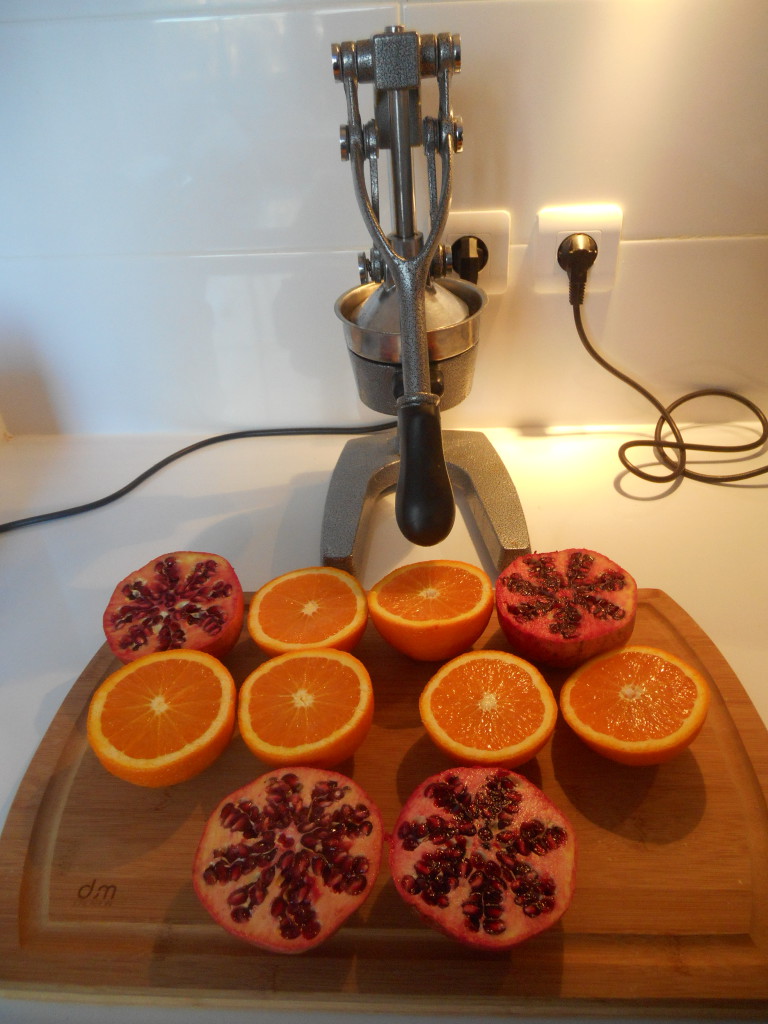 Recette Land : Recette de Jus de grenade orange chaque matin Recette Land : Recette de Jus de grenade orange chaque matin
